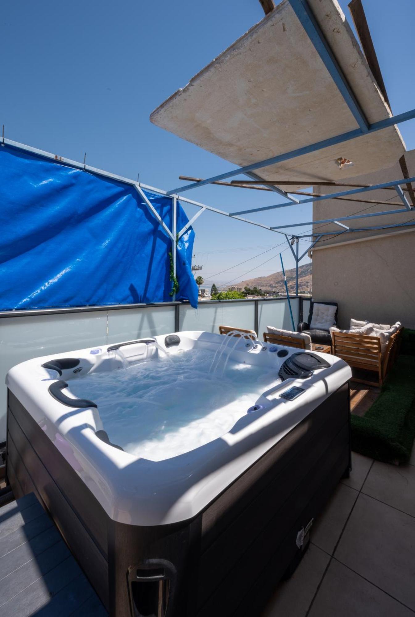 Levication 2 Bedrooms Pool&Jacuzzi Tiberias Exteriér fotografie